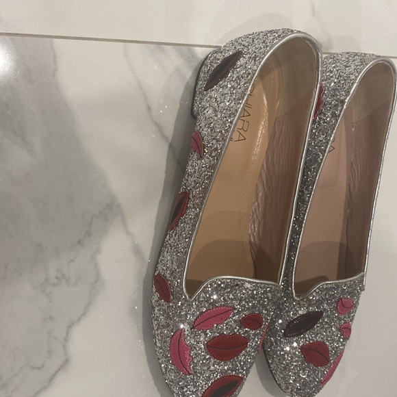 - Chiara Ferragani ‘Poppy Lips’ - Picture 2 of 4